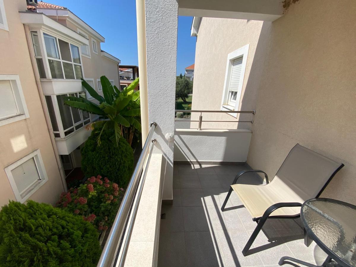 Sun Village Aparthotel Herceg Novi Exterior photo